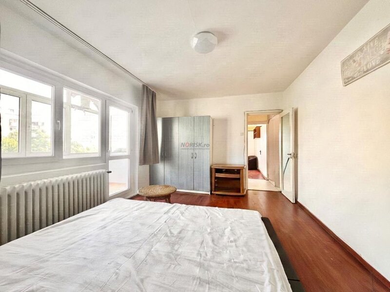 Tineretului 2 camere   bl.1987  54mp  Parcul Lumea Copiilor